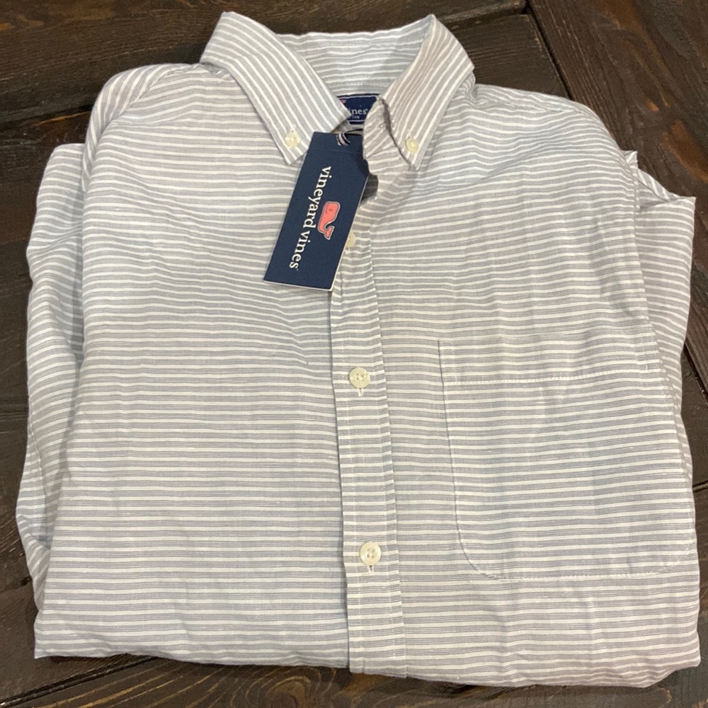 Mens Vineyard vines long sleeve stripe shirt- NEW WITH TAGS